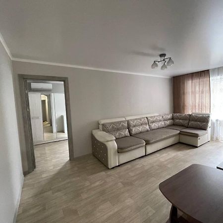 Apartment On Kievskaya Street بيشكيك المظهر الخارجي الصورة